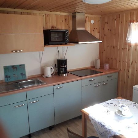Ferienwohnung Gästehaus Älgstuga Hova Exterior foto